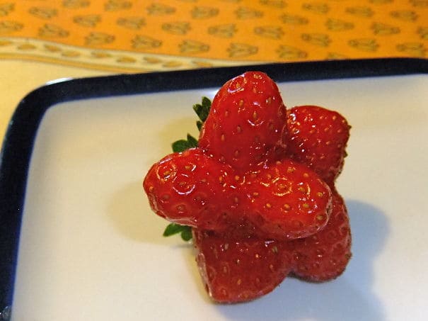 A strawberry-shaped as a star 