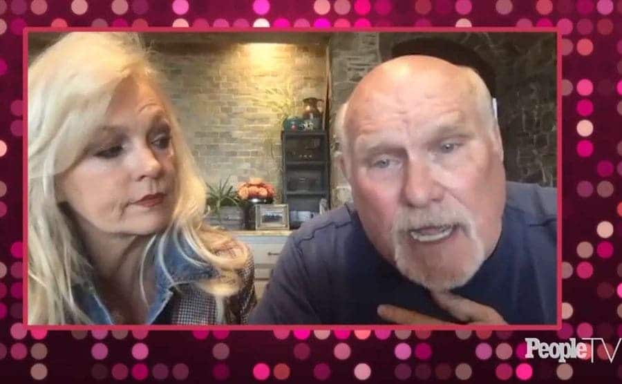 Snapshot of Terry Bradshaw and wife Tammy streaming on People TV