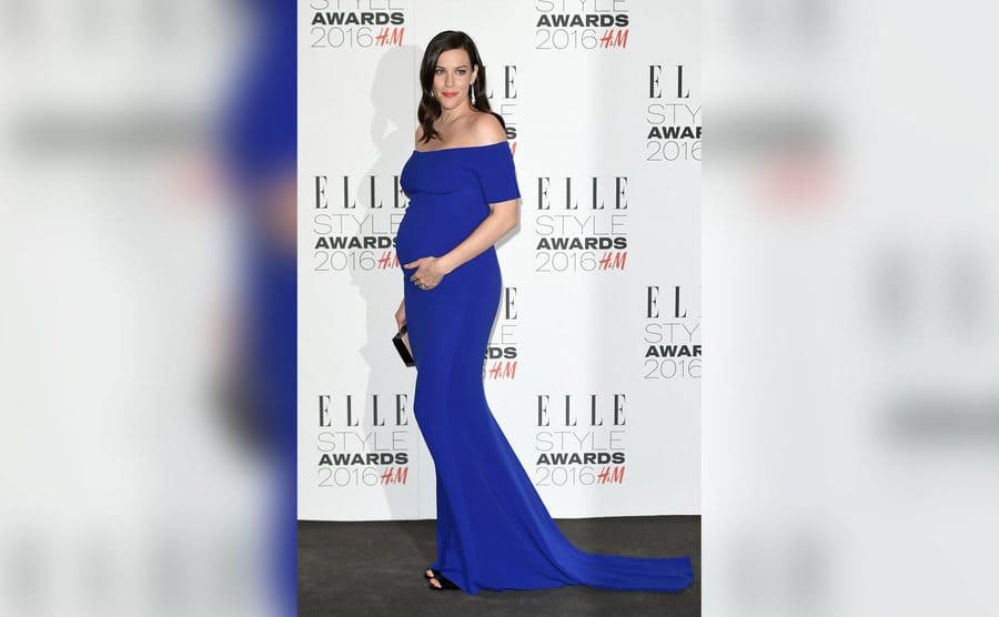A pregnant Liv Tyler attends The Elle Style Awards.