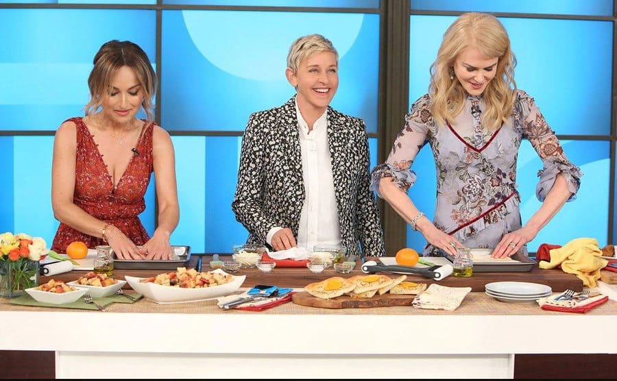 Giada, Ellen, and Nicole Kidman cooking together on The Ellen Show 