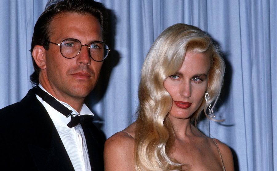 Kevin Costner and Daryl Hannah backstage at the Annual Academy Awards.