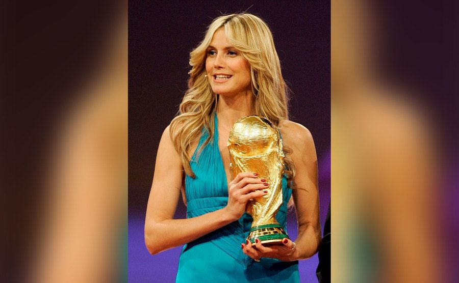Heidi Klum presents the World Cup draw show. 
