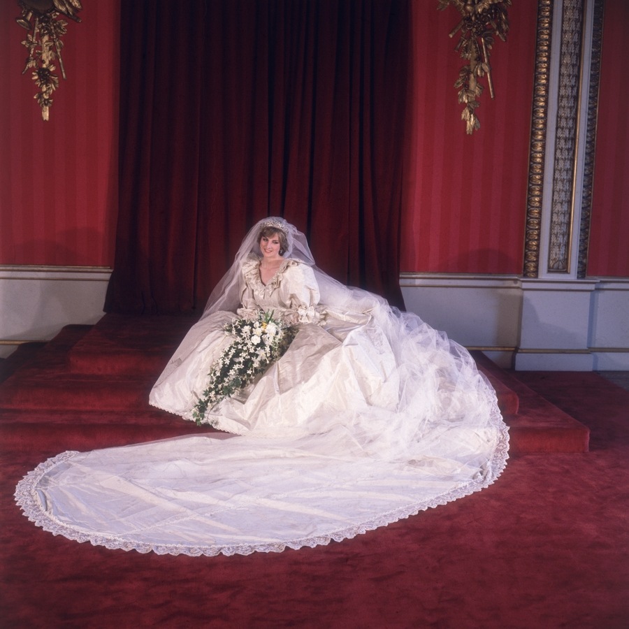 Princess Diana poses for an official wedding portrait. 