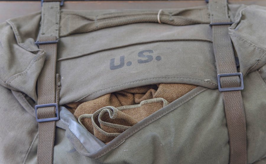 An image of a military U.S. bag.