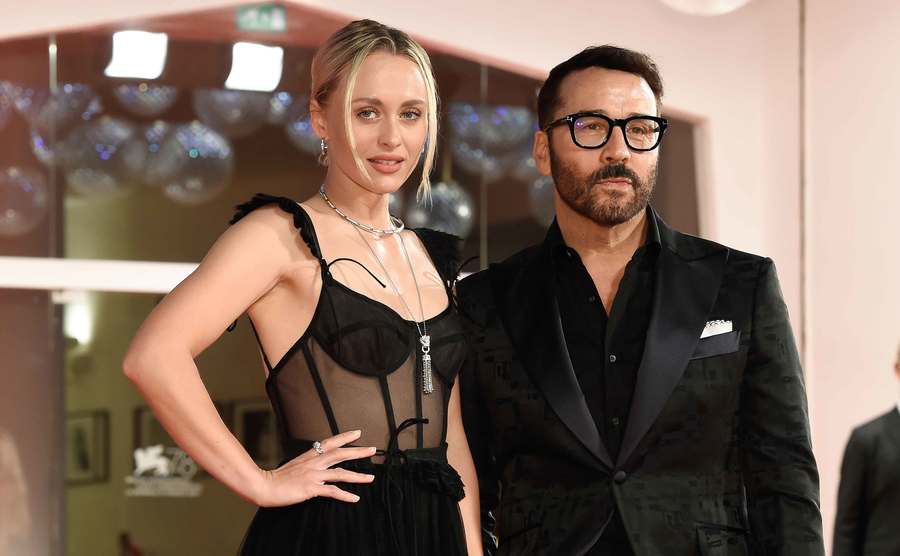 Lee Levi and Jeremy Piven attend an event.