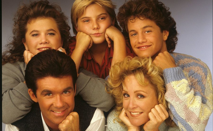 The Cast of Growing Pains pose for a promo shot.