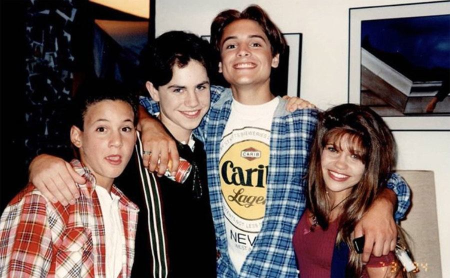  The main cast of Boy Meets World are having fun behind the scenes. 