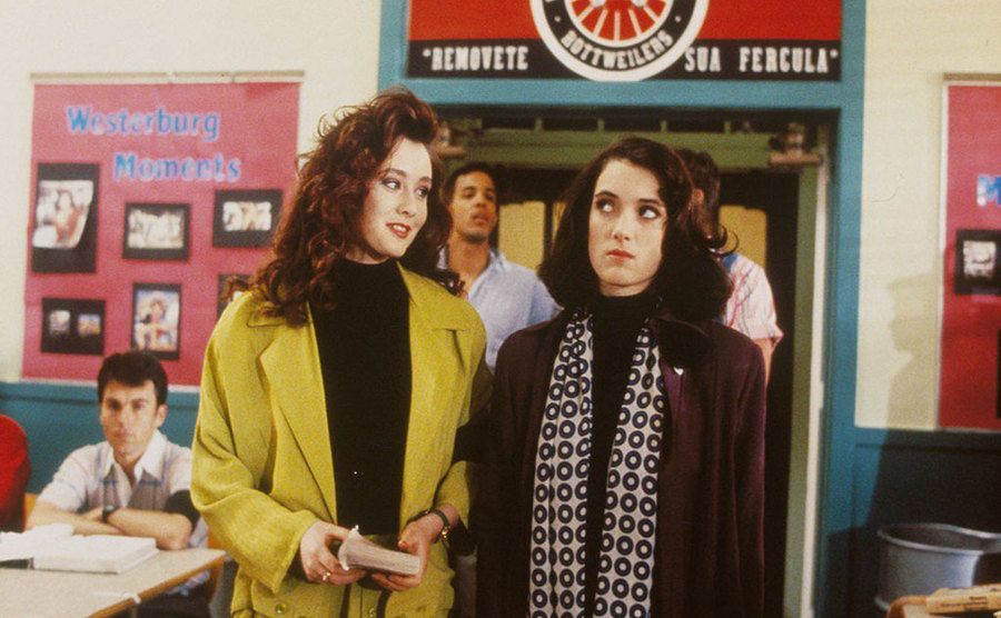 A movie still of Shannen Doherty and Winona Ryder's school scenes.