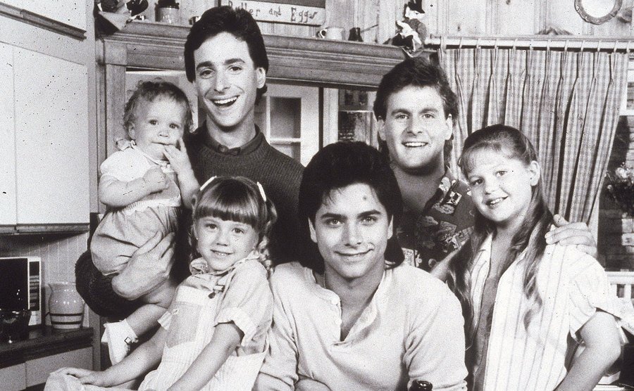 A promotional portrait of the cast of the television series Full House.