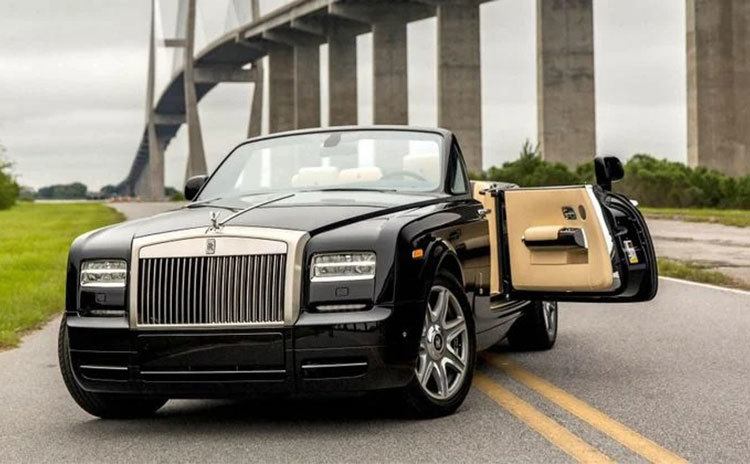 The Rolls-Royce Phantom Drophead Coupé. 