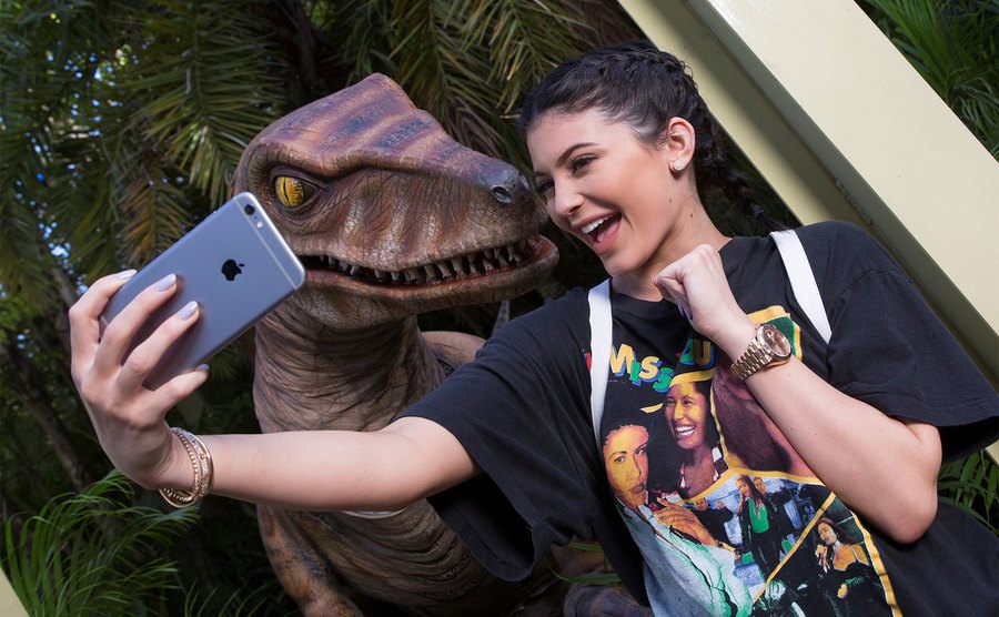 Kylie snapped a selfie with a ferocious Velociraptor. 