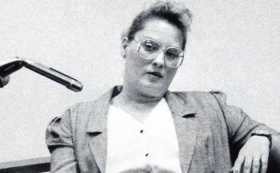An image of Mary Ann Shore testifying in court.