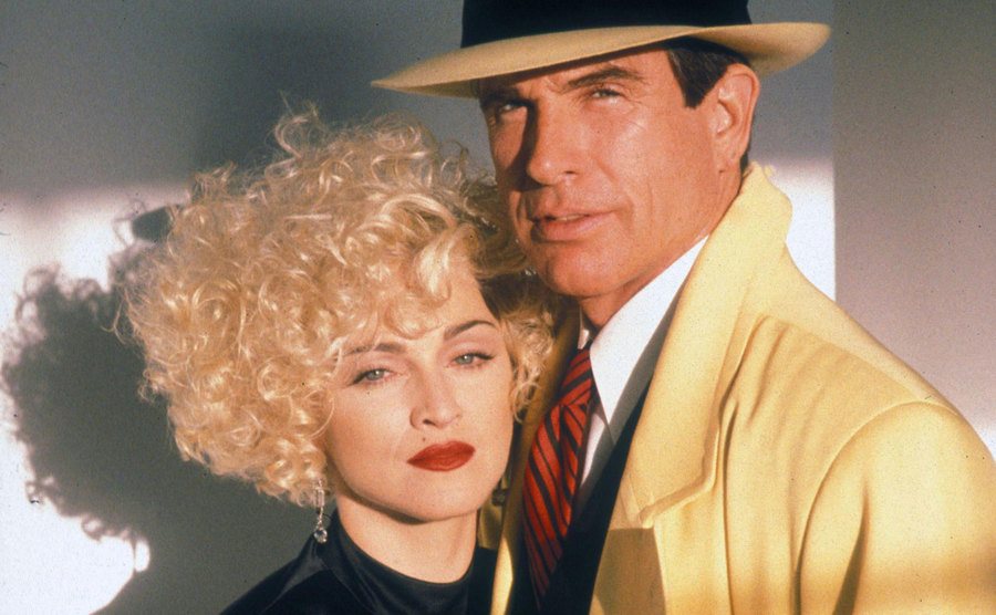 A promotional still of Madonna and Beatty in Dick Tracy.