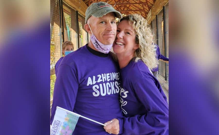 Lisa and Peter attend an Alzheimer’s awareness event. 