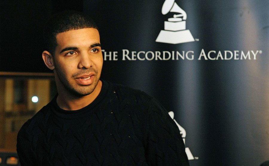 Drake attends an event. 